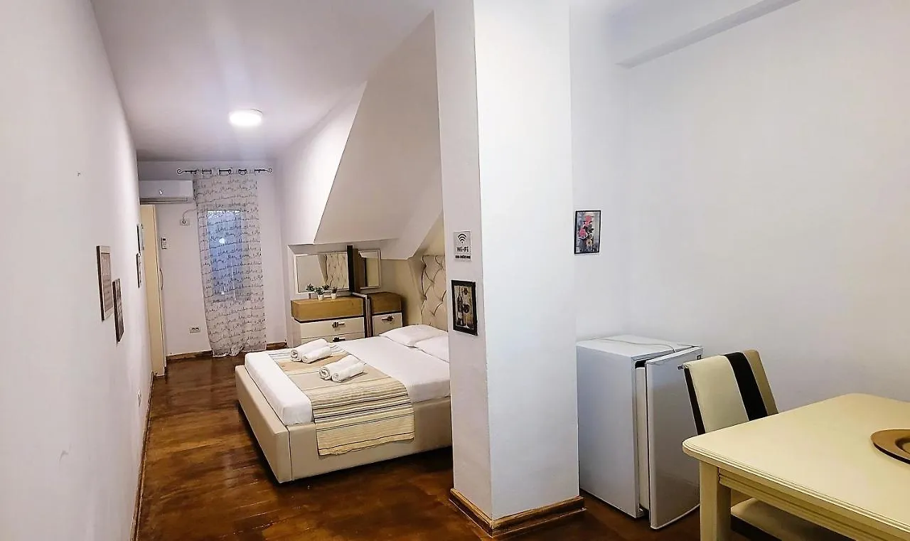 Studenti Studio'S Appartement Tirana Albanië